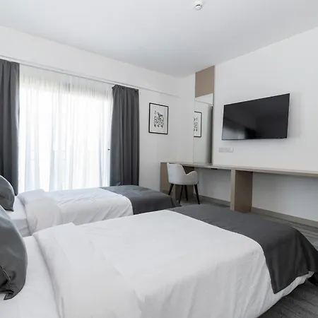 Dorana Toro Hotel